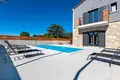 3-Schlafzimmer-Villa 200 m² Rovinj, Kroatien