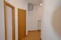 Gewerbefläche 5 zimmer 104 m² in Riga, Lettland