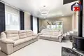 Ferienhaus 339 m² Smilavicki sielski Saviet, Belarus