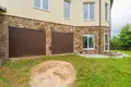 Casa 665 m² Pryliepy, Belarús