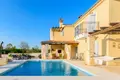 Villa de 4 dormitorios 179 m² Pola, Croacia