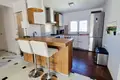 3 bedroom apartment 100 m² Dos Hermanas, Spain