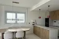 Mieszkanie 3 pokoi 166 m² Torrevieja, Hiszpania
