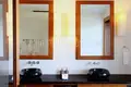 Wohnung 5 Schlafzimmer 1 550 m² Ban Bang Thao, Thailand