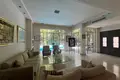 Barrio residencial Magnifique villa construite sur 4 niveaux avec piscine a vendre au coeur de raanana
