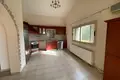 Mieszkanie 4 pokoi 300 m² w Mesogi, Cypr