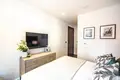 2 bedroom apartment 82 m² in London, United Kingdom