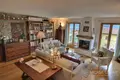 Haus 3 Schlafzimmer 210 m² Ossuccio, Italien