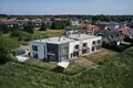 Дом 4 комнаты 135 м² Варшава, Польша