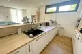 Mieszkanie 2 pokoi 102 m² Tivat, Czarnogóra