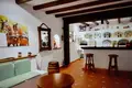 House 2 000 m² Alicante, Spain