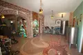 7 room house 300 m² Slatine, Croatia