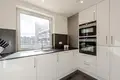 2 bedroom apartment 73 m² in London, United Kingdom