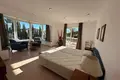5 bedroom house 400 m² Artola, Spain