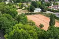 Atterrir 1 chambre 1 305 m² Piastów, Pologne