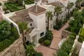 Haus 3 Schlafzimmer 230 m² Dos Hermanas, Spanien
