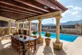4 bedroom Villa 295 m² Moniatis, Cyprus