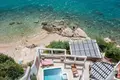 villa de 5 dormitorios 220 m² Grad Omis, Croacia