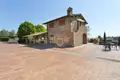 Commercial property 7 700 m² in Arezzo, Italy