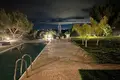 6 bedroom villa 325 m² Casinos, Spain