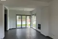 4 bedroom house  Montserrat, Spain