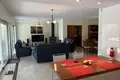 4 bedroom house 407 m² Dos Hermanas, Spain