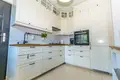 5 room house 220 m² Lomianki, Poland
