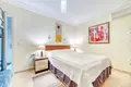 Residential quarter Two-bedroom apartment on the popular building in Mahmutlar