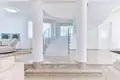 5 bedroom apartment 350 m² Agios Tychonas, Cyprus