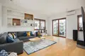 Mieszkanie 3 pokoi 87 m² Warszawa, Polska