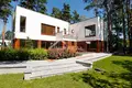 Casa 4 habitaciones 311 m² Jurmala, Letonia