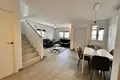 Villa de tres dormitorios 108 m² Pilar de la Horadada, Španjolska