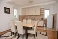 Casa 4 habitaciones 400 m² Katun Rezevici, Montenegro