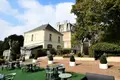 Schloss 10 Schlafzimmer 680 m² Tours, Frankreich