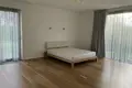 Maison 300 chambres 2 150 m² Pinki, Lettonie
