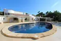 Villa de tres dormitorios 300 m² Benisa, Španjolska
