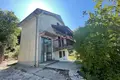 Hütte Kuća 200 m² na Prodaju – Centar, Cetinje