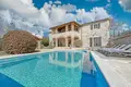 Villa de 4 dormitorios 200 m² Baderna, Croacia