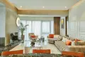 Complejo residencial High-rise residence with a park, a swimming pool and a tennis court close to metro stations, in the popular area of Sisli, Istanbul, Turkey
