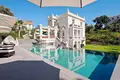 villa de 5 dormitorios 420 m² Antibes, Francia