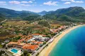 Atterrir 11 244 m² Neos Marmaras, Grèce