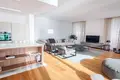 De inversiones 242 m² en Rafailovici, Montenegro