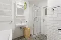 Commercial property 81 m² in Lubon, Poland