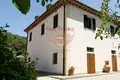 Propiedad comercial 6 000 m² en Siena, Italia