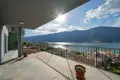 Wohnung 3 Schlafzimmer 158 m² Dobrota, Montenegro