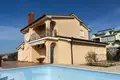 4 bedroom Villa 180 m² Grad Rijeka, Croatia