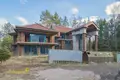 Cottage 853 m² Zdanovicki sielski Saviet, Belarus