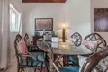 2 bedroom condo 127 m² West End, Honduras