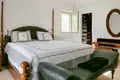 Villa de tres dormitorios 140 m² en Francia, Francia