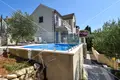 Dom 4 pokoi 206 m² Splitska, Chorwacja